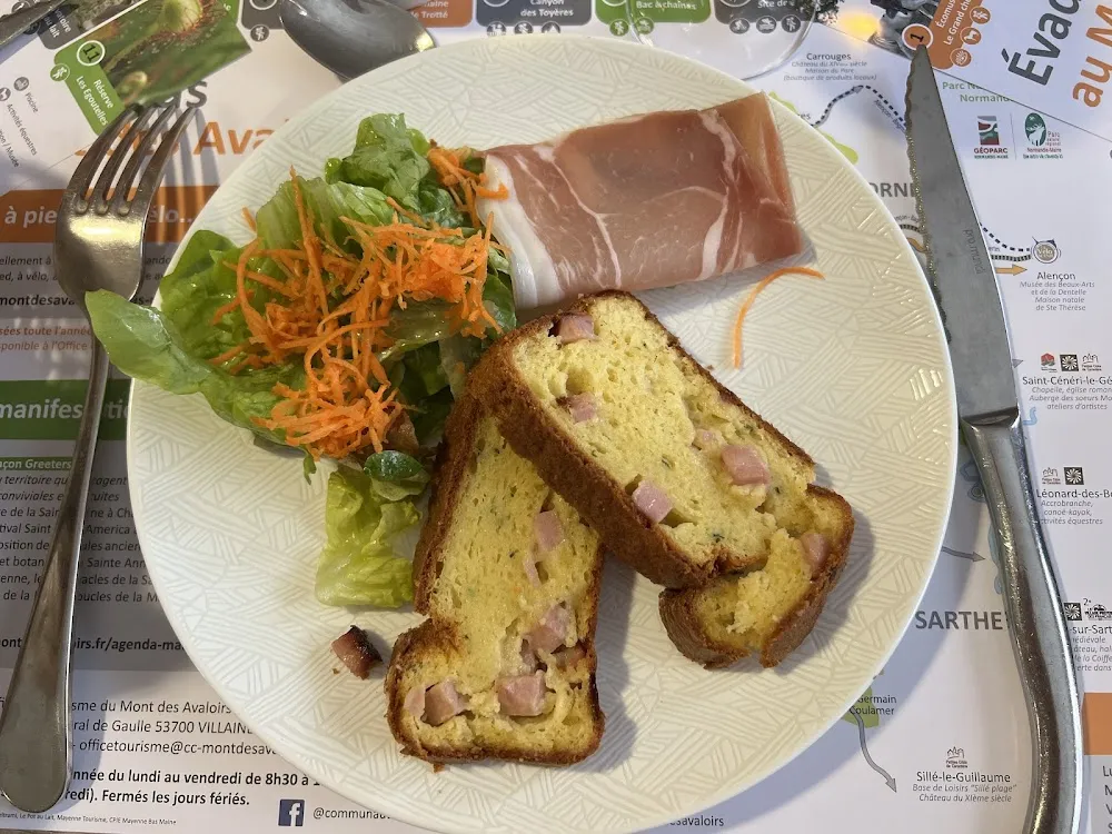 Cake Au Jambon Salade Verte Carottes Râpées